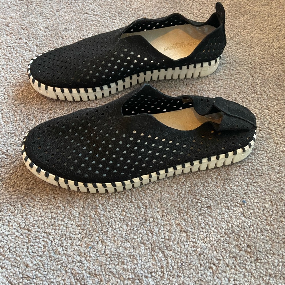 Slip-on Shoes Size 8.5